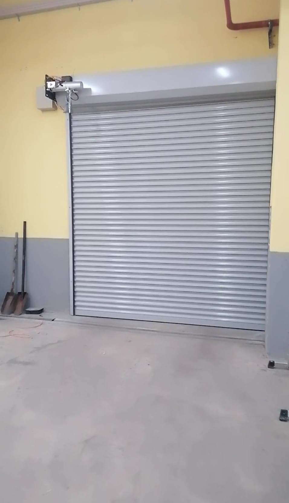 Beşiktaş Plaza Motorlu Kepenk Sistemi