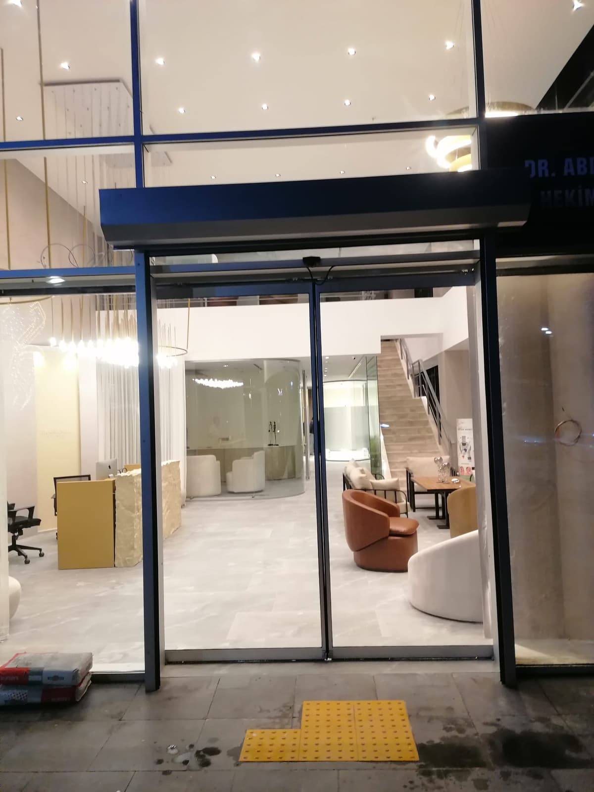 Kadıköy Özel Hastanesi Hermetik Kapı Sistemi